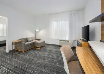 TownePlace Suites Dothan hotel thumbnail 7