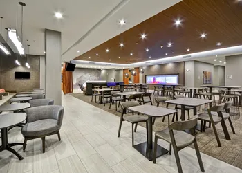 SpringHill Suites by Marriott Cincinnati Blue Ash hotel thumbnail 5