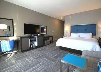 Hampton Inn West Plains hotel thumbnail 8