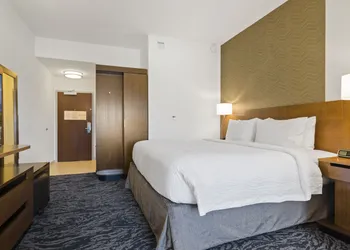 Fairfield Inn & Suites by Marriott St Petersburg North hotel thumbnail 5
