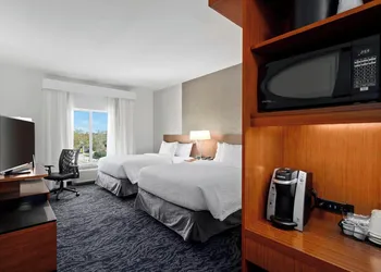 Fairfield Inn & Suites by Marriott St Petersburg North hotel thumbnail 8