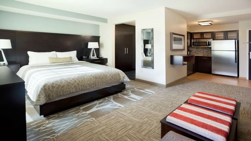 Staybridge Suites Saskatoon - University by IHG hotel detail image 2