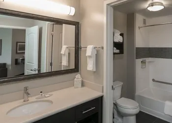 Staybridge Suites Saskatoon - University by IHG hotel thumbnail 7