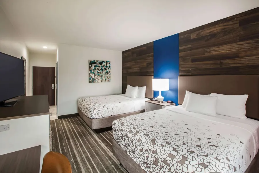 La Quinta Inn & Suites by Wyndham Owasso hotel detail image 6