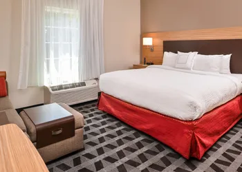 TownePlace Suites by Marriott Charleston-West Ashley hotel thumbnail 3