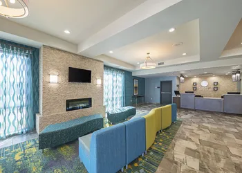 Comfort Inn & Suites Oklahoma City near Bricktown hotel thumbnail 2