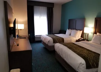 Comfort Inn & Suites Oklahoma City near Bricktown hotel thumbnail 7