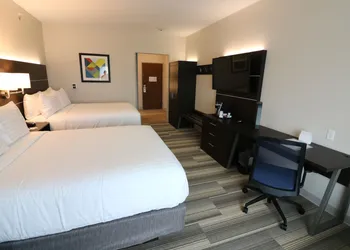 Holiday Inn Express & Suites Coffeyville by IHG hotel thumbnail 3