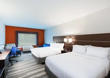Holiday Inn Express & Suites Coffeyville by IHG hotel thumbnail 4