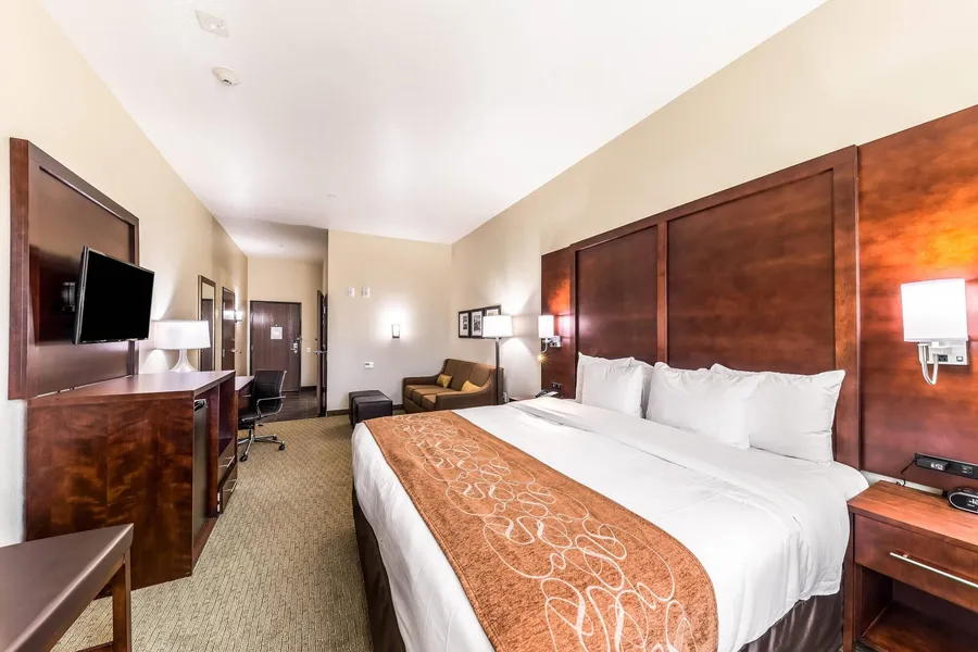 Comfort Suites Grand Prairie - Arlington North hotel detail image 6