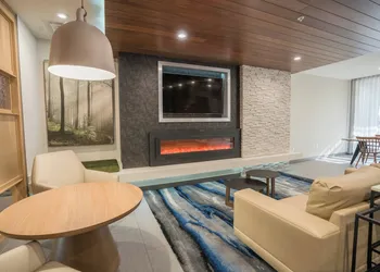 Fairfield Inn & Suites by Marriott Gainesville I-75 hotel thumbnail 3