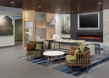 Fairfield Inn & Suites by Marriott Gainesville I-75 hotel thumbnail 4