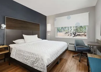 Tru By Hilton Savannah Midtown hotel thumbnail 6