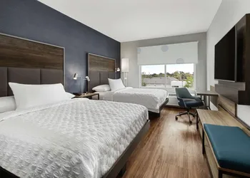 Tru By Hilton Savannah Midtown hotel thumbnail 7