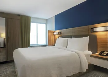 SpringHill Suites by Marriott Palm Desert hotel thumbnail 8