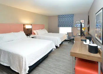 Hampton Inn & Suites Menomonie-UW Stout hotel thumbnail 7
