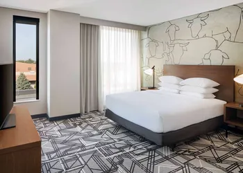 DoubleTree by Hilton Greeley at Lincoln Park hotel thumbnail 8