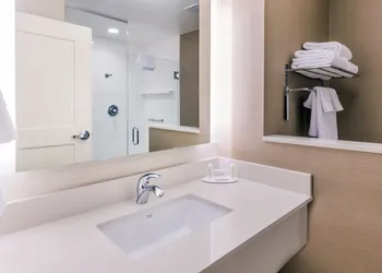 Fairfield Inn & Suites Boston Marlborough/Apex Center hotel thumbnail 7