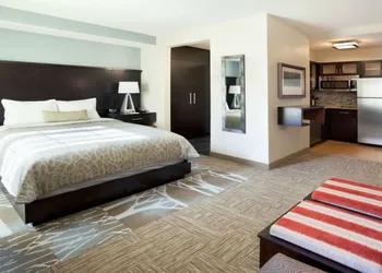 Staybridge Suites Pittsburgh-Cranberry Township by IHG hotel thumbnail 4