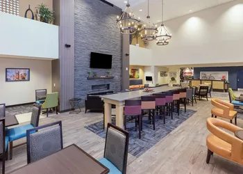 Hampton Inn & Suites Morgantown / University Town Centre hotel thumbnail 4