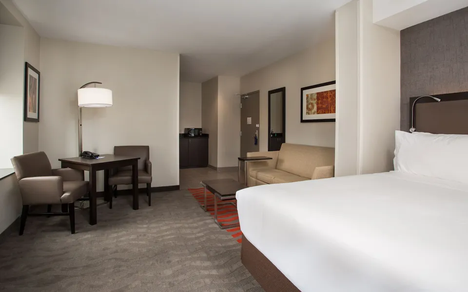 Holiday Inn Express Springfield Downtown by IHG hotel detail image 6