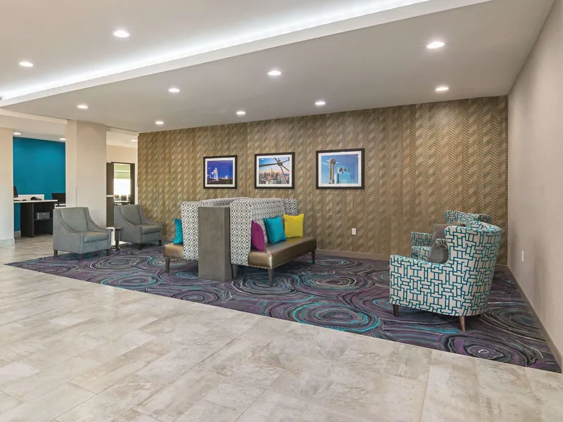 La Quinta Inn & Suites by Wyndham Dallas - Wylie hotel detail image 2