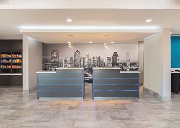 La Quinta Inn & Suites by Wyndham Dallas - Wylie hotel thumbnail 3