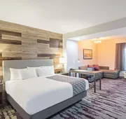 La Quinta Inn & Suites by Wyndham Dallas - Wylie hotel detail image 7