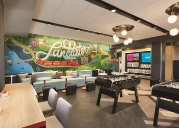 Tru by Hilton Lancaster East hotel thumbnail 3
