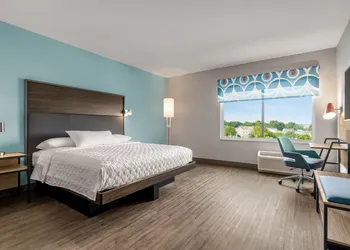 Tru by Hilton Lancaster East hotel thumbnail 6