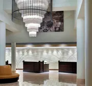 Newark Liberty International Airport Marriott hotel detail image 4