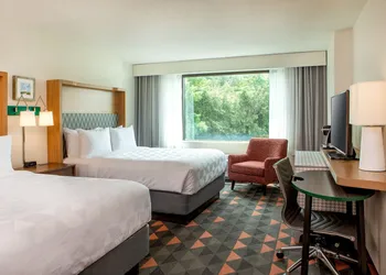 Holiday Inn Newport News - Hampton by IHG hotel thumbnail 4