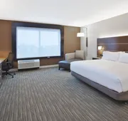 Holiday Inn Express & Suites Okemos - University Area by IHG hotel detail image 4