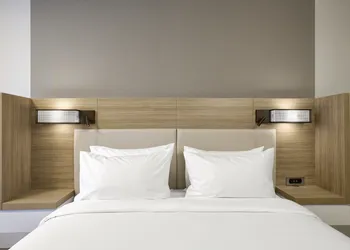 Springhill Suites Mount Laurel hotel thumbnail 6