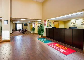 Econo Lodge Hagerstown hotel thumbnail 4