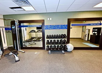 Hampton Inn Kirksville hotel thumbnail 5