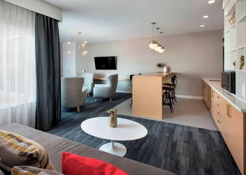 Residence Inn by Marriott New York Long Island East End hotel thumbnail 7
