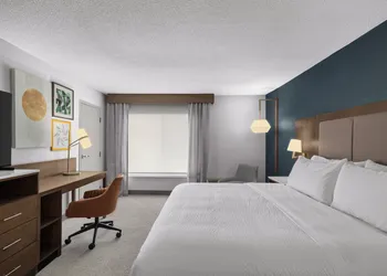 Holiday Inn Coralville Iowa City by IHG hotel thumbnail 5