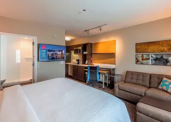 TownePlace Suites by Marriott Lexington Keeneland/Airport hotel thumbnail 8