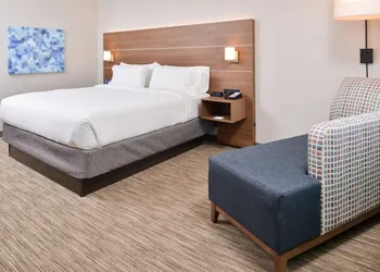 Holiday Inn Express Early by IHG hotel thumbnail 6