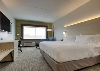 Holiday Inn Express and Suites-Elizabethtown North by IHG hotel thumbnail 3