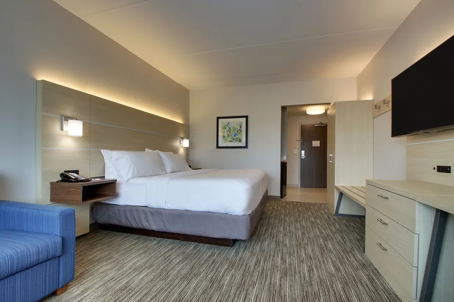 Holiday Inn Express and Suites-Elizabethtown North by IHG hotel detail image 6