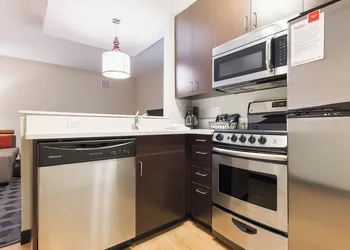 TownePlace Suites by Marriott Edmonton South hotel thumbnail 6
