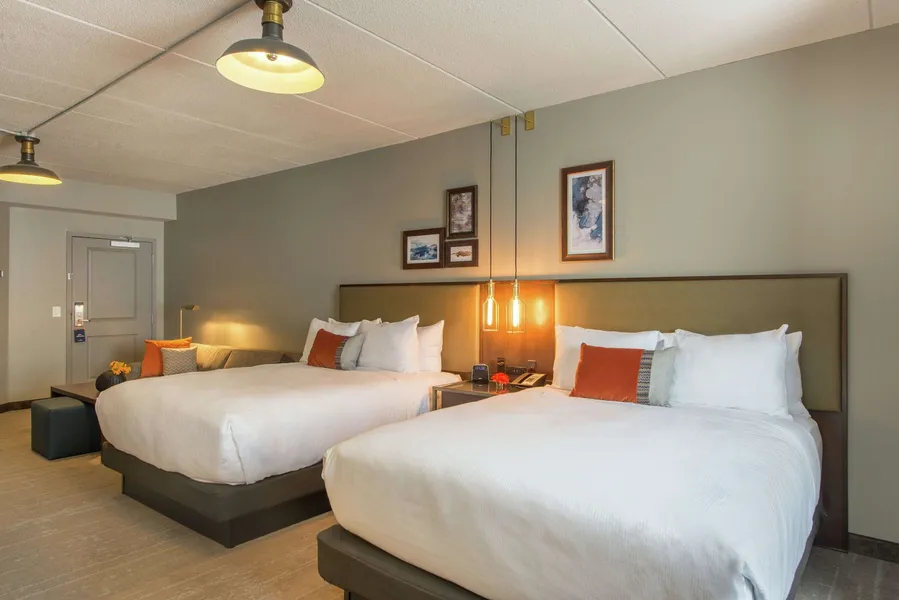 Hotel Saranac Curio Collection By Hilton hotel detail image 2
