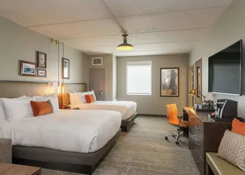 Hotel Saranac Curio Collection By Hilton hotel thumbnail 5