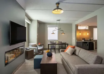 Hotel Saranac Curio Collection By Hilton hotel thumbnail 6