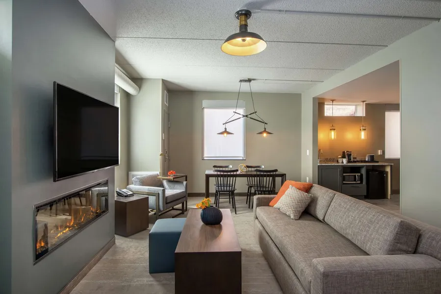 Hotel Saranac Curio Collection By Hilton hotel detail image 6