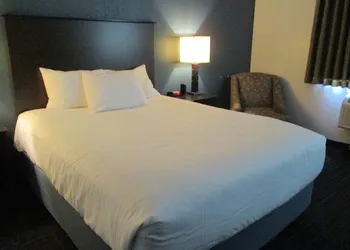 AmericInn by Wyndham Hayward hotel thumbnail 4
