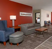 Holiday Inn & Suites Sioux Falls - Airport by IHG hotel detail image 3