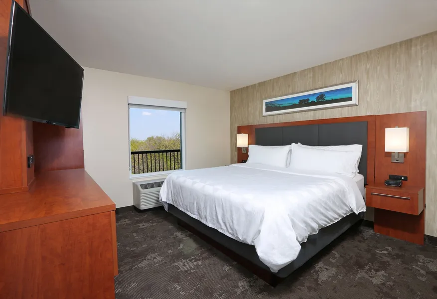 Holiday Inn & Suites Sioux Falls - Airport by IHG hotel detail image 6